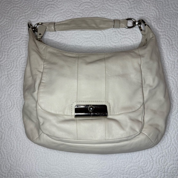 Coach Handbags - Coach Cream Leather Bag with Blue Lining